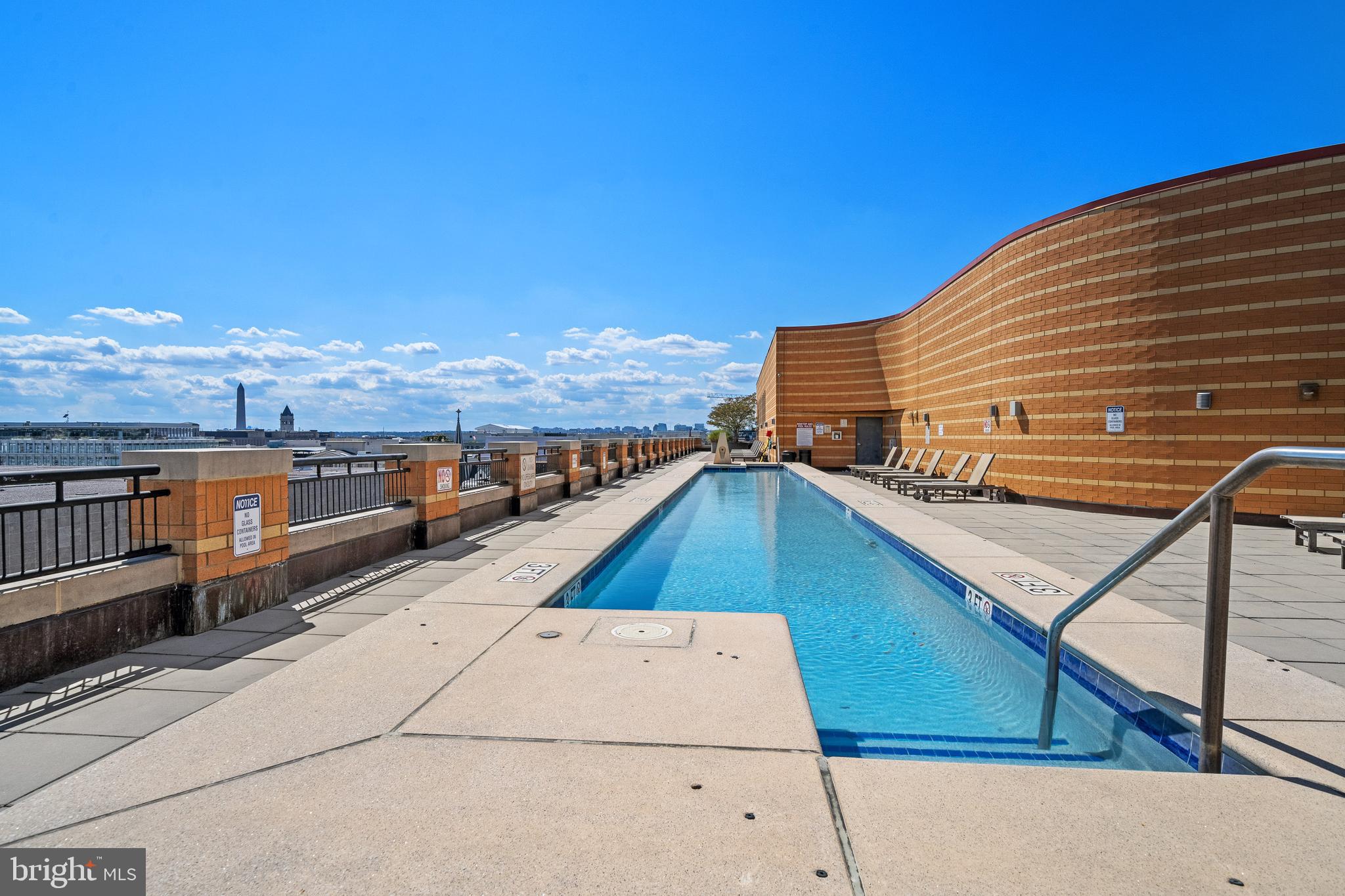 400 Massachusetts Avenue Northwest, Unit 421 Washington, DC 20001 - Photo 35 of 48