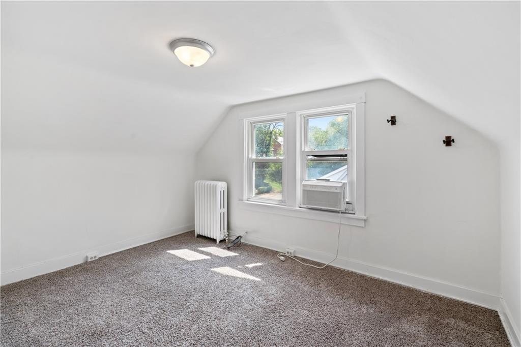 6418 Landview Road Pittsburgh, PA 15217 - Photo 32 of 45 an empty room with windows