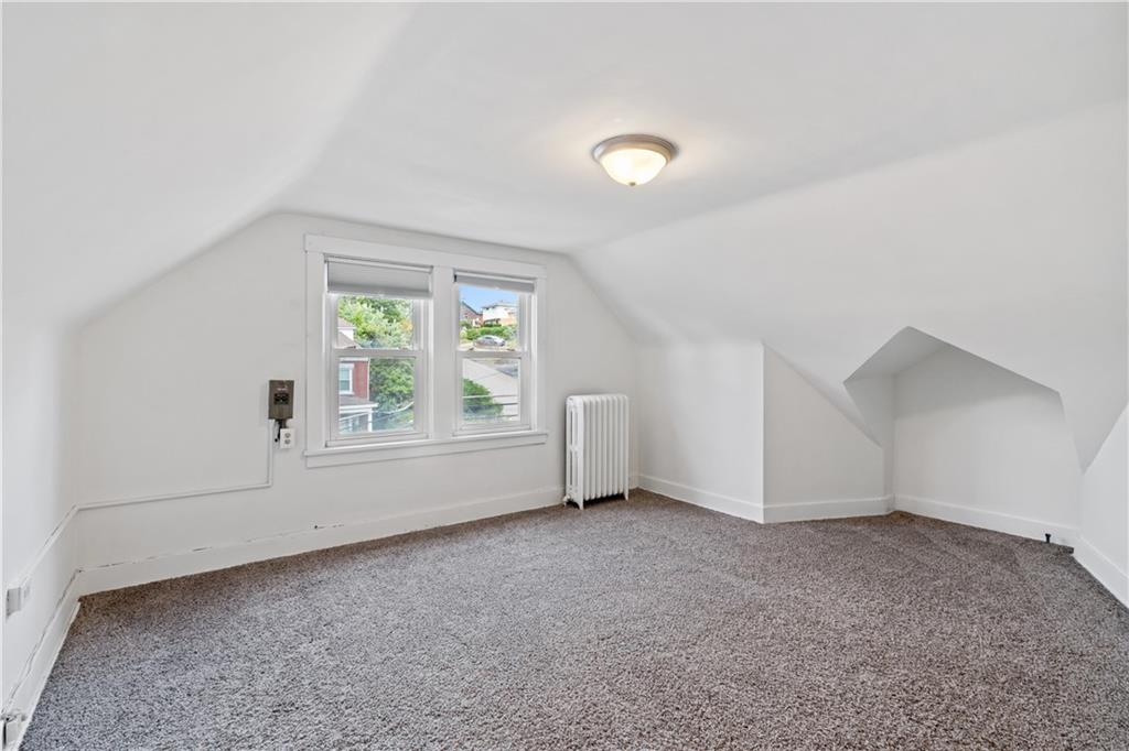 6418 Landview Road Pittsburgh, PA 15217 - Photo 37 of 45 an empty room with windows