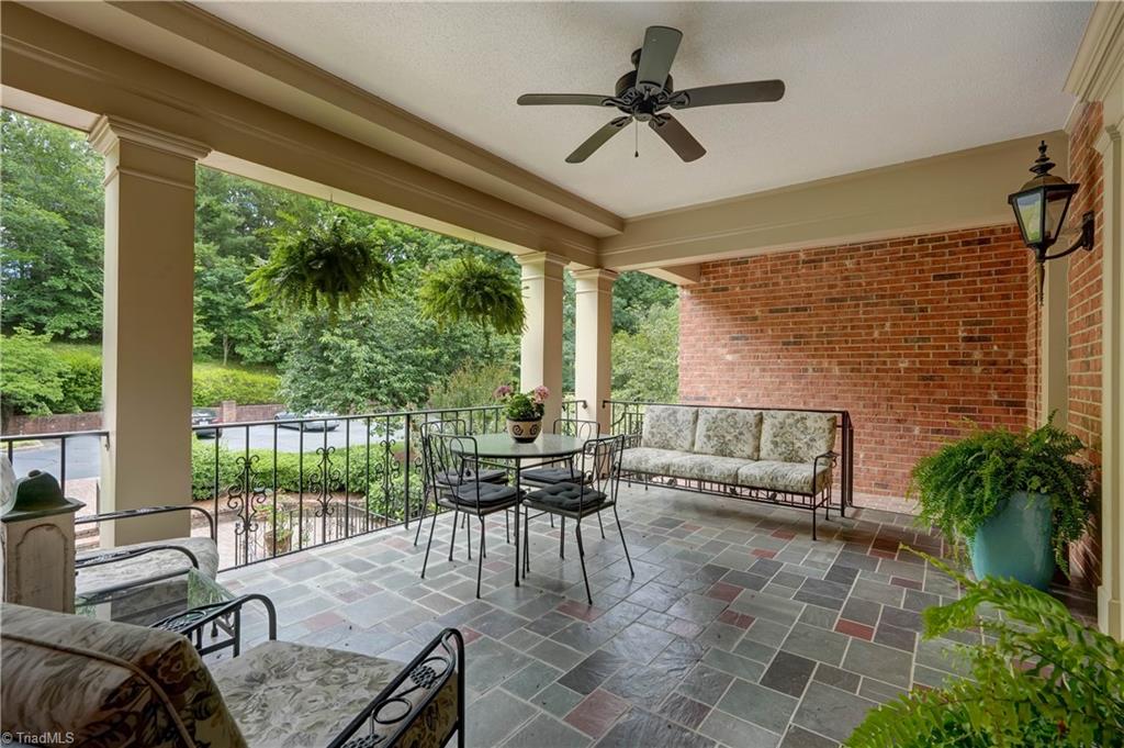 301 Cascade Drive, Unit B2 High Point, NC 27265 - Photo 2 of 23