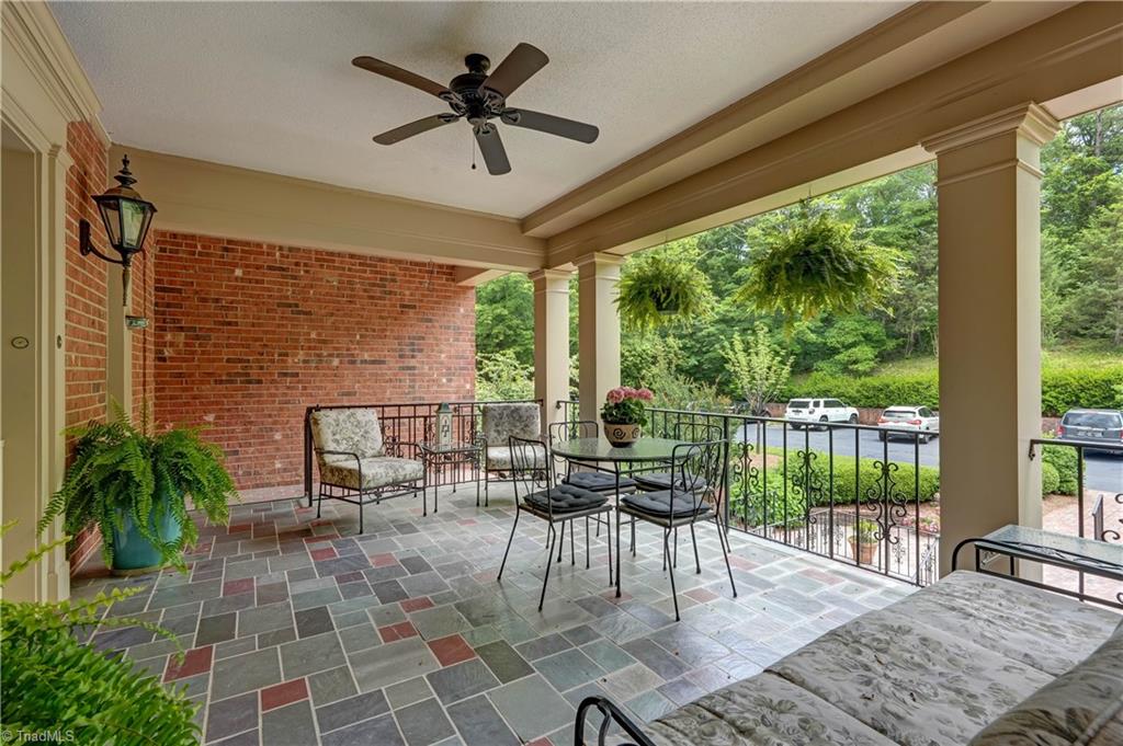 301 Cascade Drive, Unit B2 High Point, NC 27265 - Photo 3 of 23