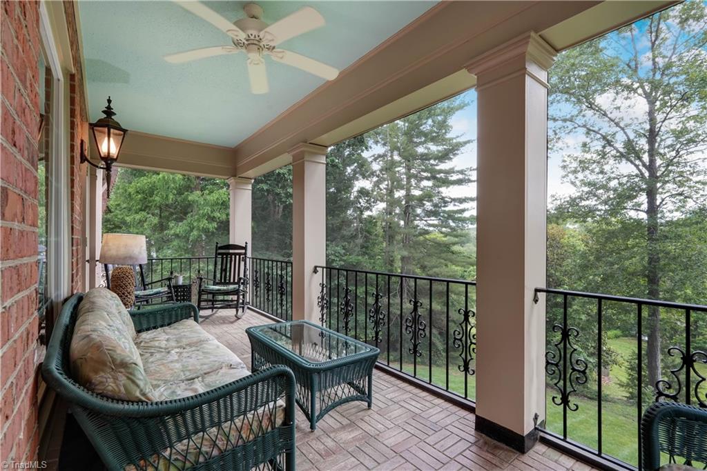301 Cascade Drive, Unit B2 High Point, NC 27265 - Photo 4 of 23