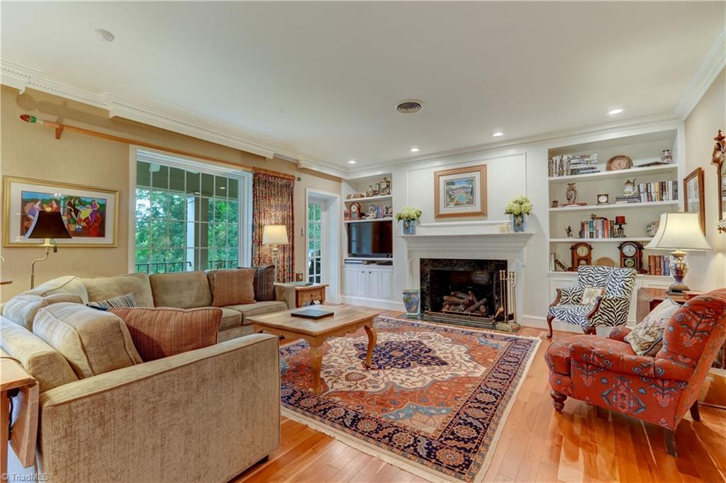 301 Cascade Drive, Unit B2 High Point, NC 27265 - Photo 6 of 23