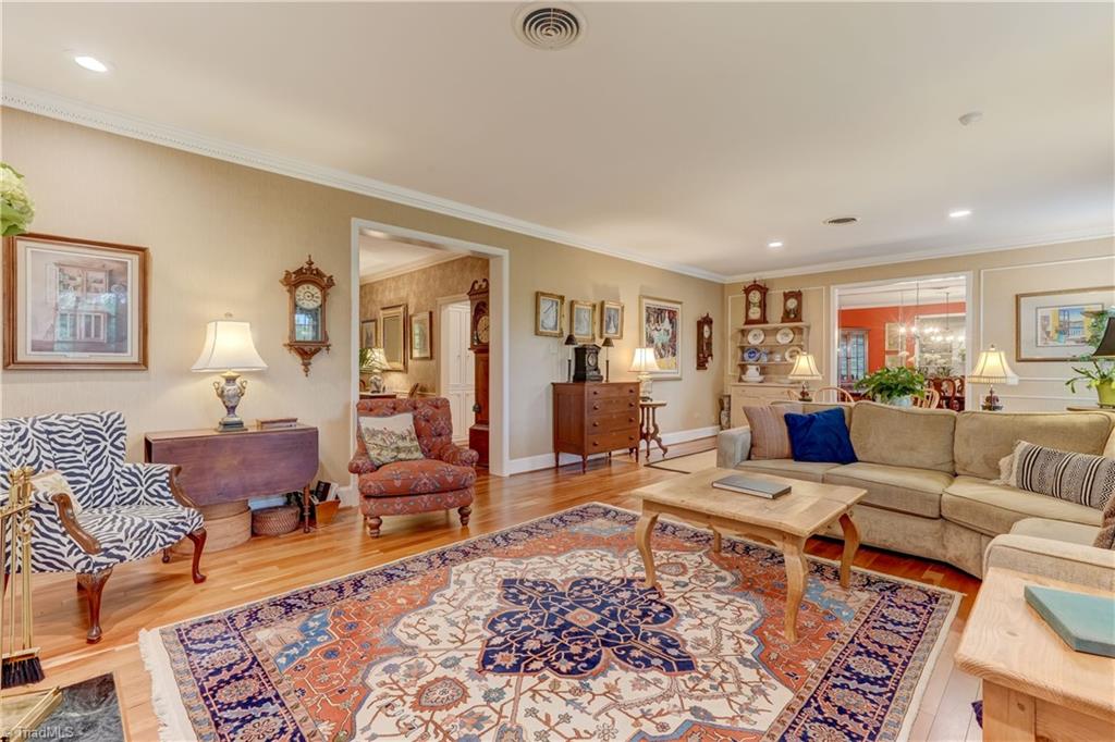 301 Cascade Drive, Unit B2 High Point, NC 27265 - Photo 7 of 23