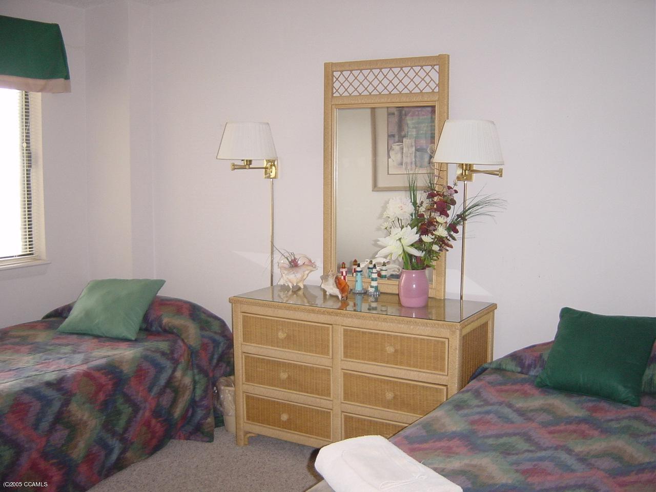 Guest bedroom 3