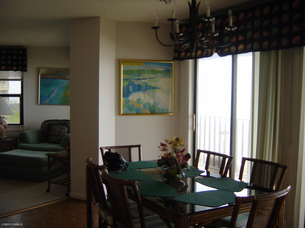 1505 Salter Path Road, Unit 305 Indian Beach, NC 28512 - Photo 9 of 11 Dining area