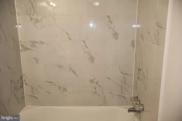 $2,200 | 4951 Americana Drive, Unit T6, Annandale, VA 22003