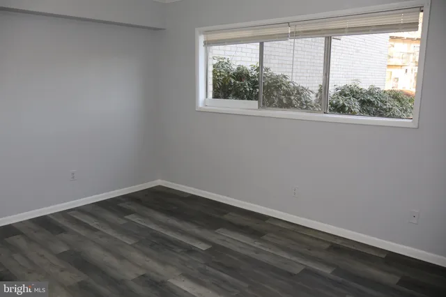 $2,200 | 4951 Americana Drive, Unit T6, Annandale, VA 22003