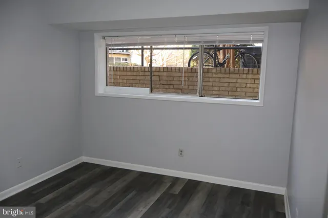 $2,200 | 4951 Americana Drive, Unit T6, Annandale, VA 22003