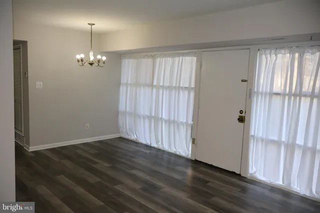 $2,200 | 4951 Americana Drive, Unit T6, Annandale, VA 22003