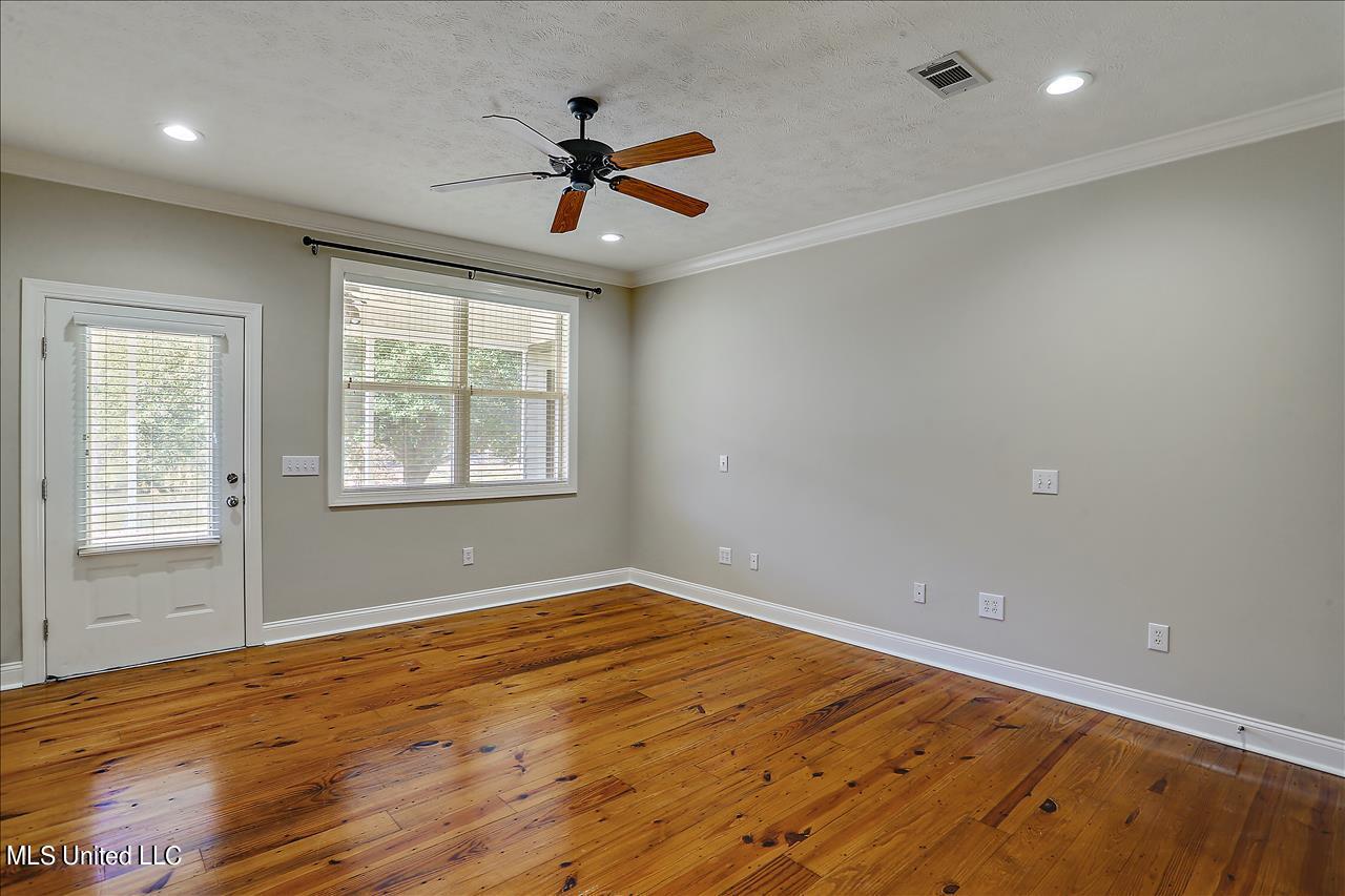 919 Ridgeside Drive Brandon, MS 39042 - Photo 20 of 38 master bedroom