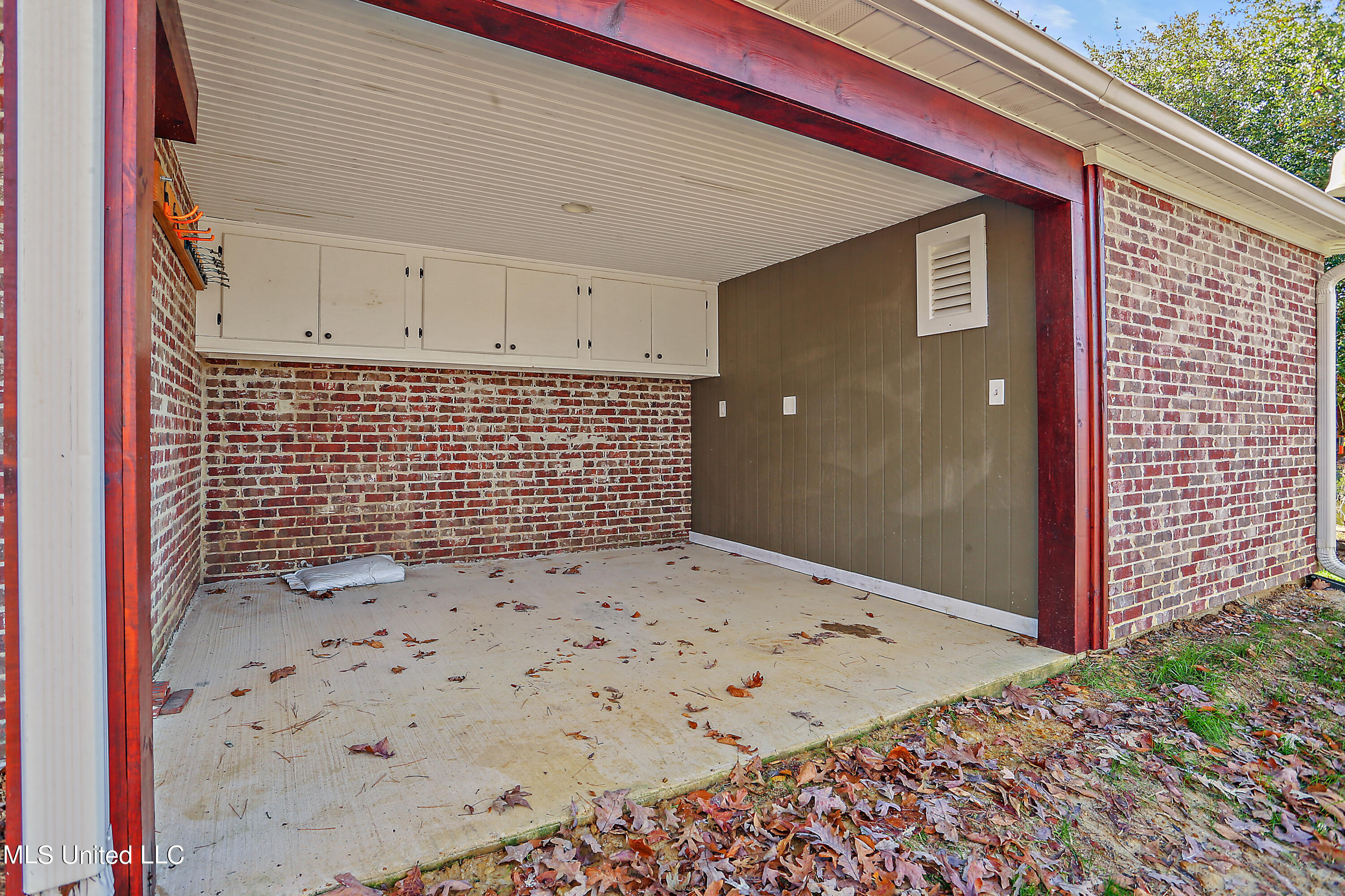 919 Ridgeside Drive Brandon, MS 39042 - Photo 38 of 38 one of shop's bay