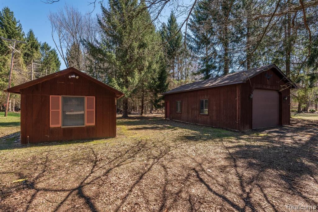 41351 Harris Road Belleville, MI 48111 - Photo 24 of 30