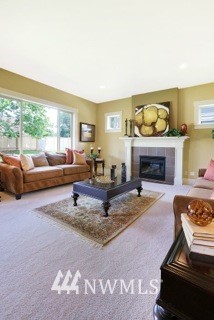 6504 Northeast 1st Street Renton, WA 98059 - Photo 5 of 12