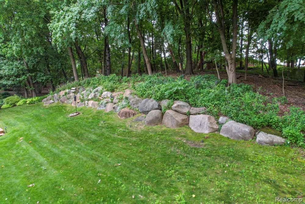 41 Vaughan-Ridge Road Bloomfield Hills, MI 48304 - Photo 44 of 46