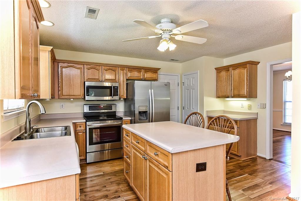505 Haley Court Fort Mill, SC 29708 - Photo 11 of 24