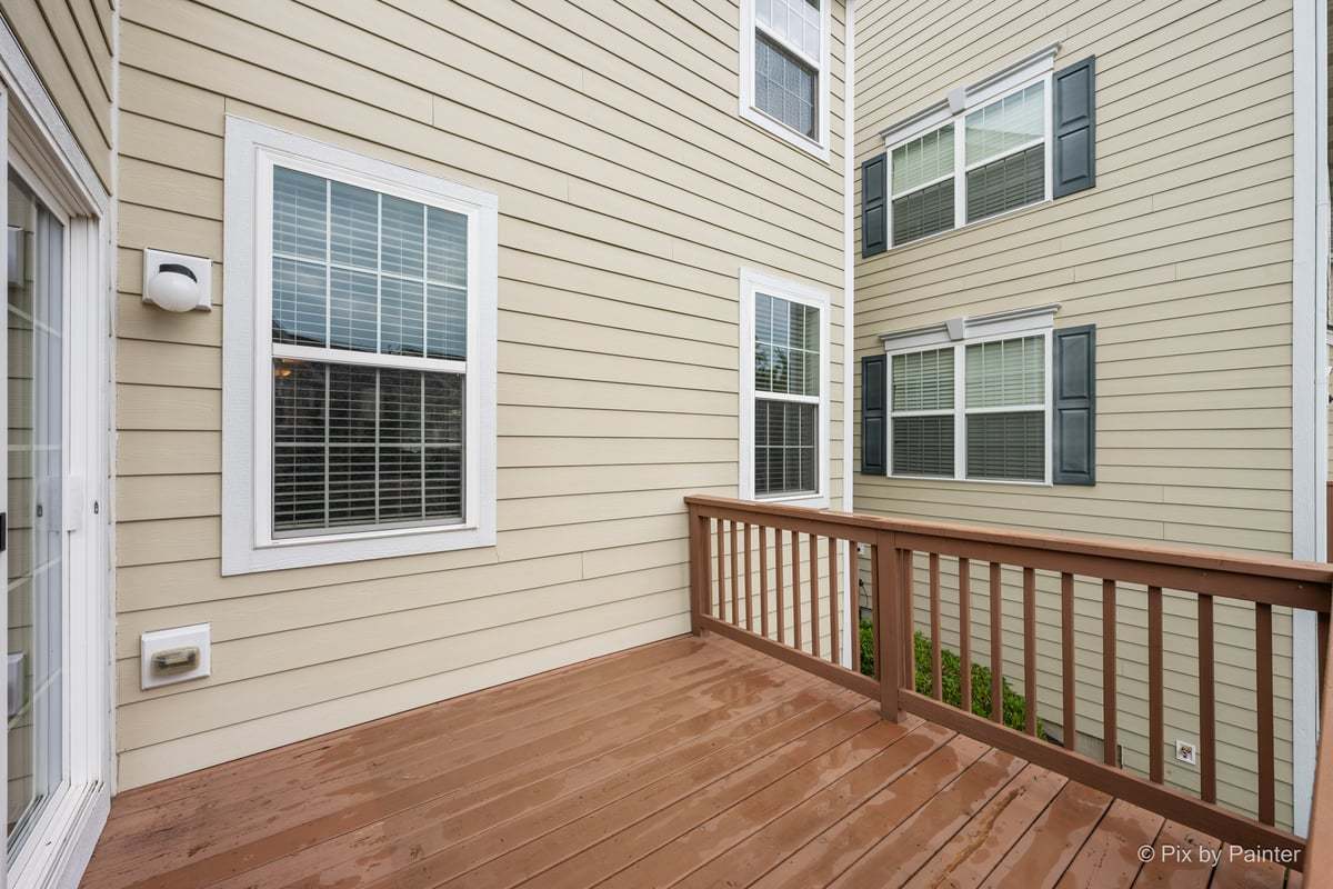1244 Falcon Ridge Drive Elgin, IL 60124 - Photo 30 of 33 Gallery Image 30