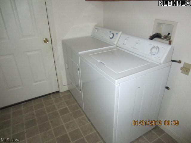 9812 Old Johnnycake Ridge Road Mentor, OH 44060 - Photo 4 of 7