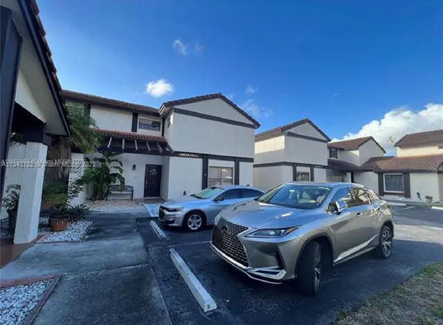 $430,000 | West End, Miami, FL 33185