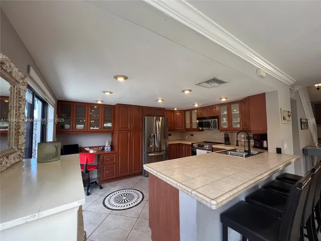 $430,000 | West End, Miami, FL 33185