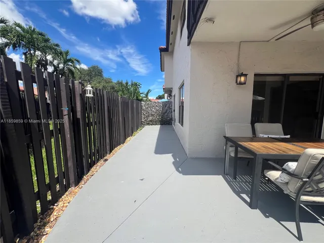 $430,000 | West End, Miami, FL 33185