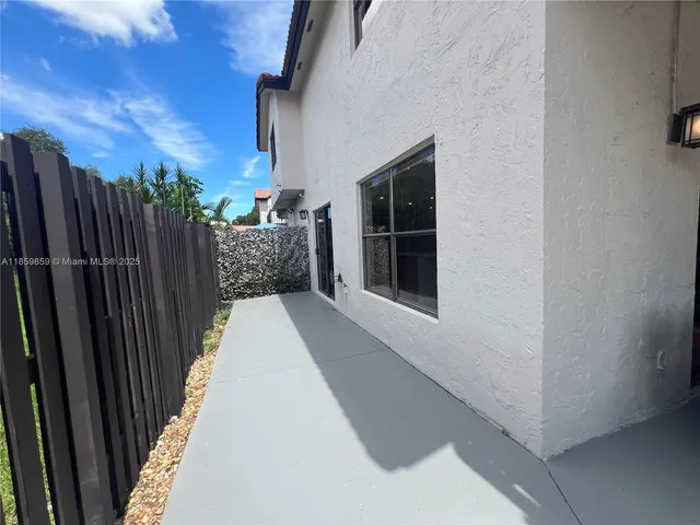 $430,000 | West End, Miami, FL 33185