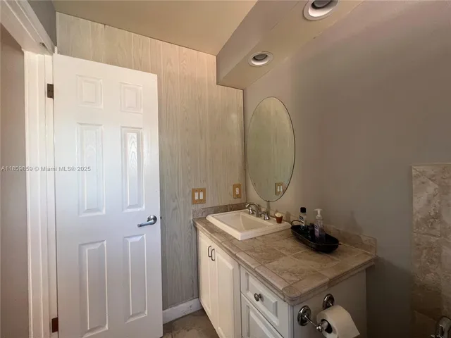 $430,000 | West End, Miami, FL 33185