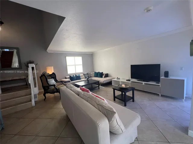 $430,000 | West End, Miami, FL 33185