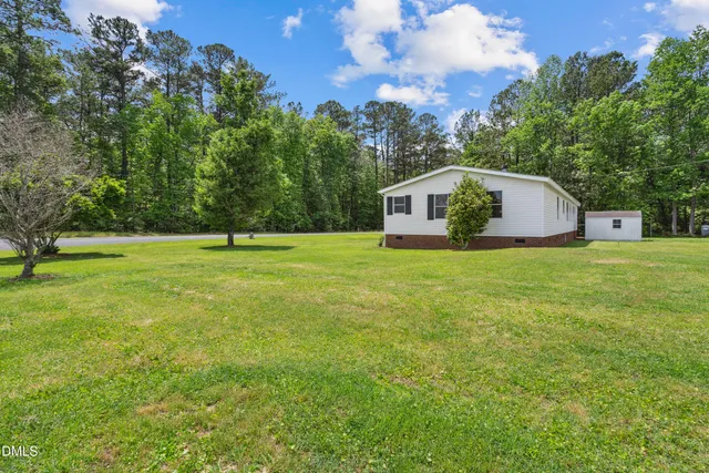 $210,900 | 1486 State Road 1327, Trenton, NC 28585