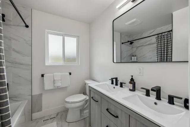 a bathroom with a bathtub