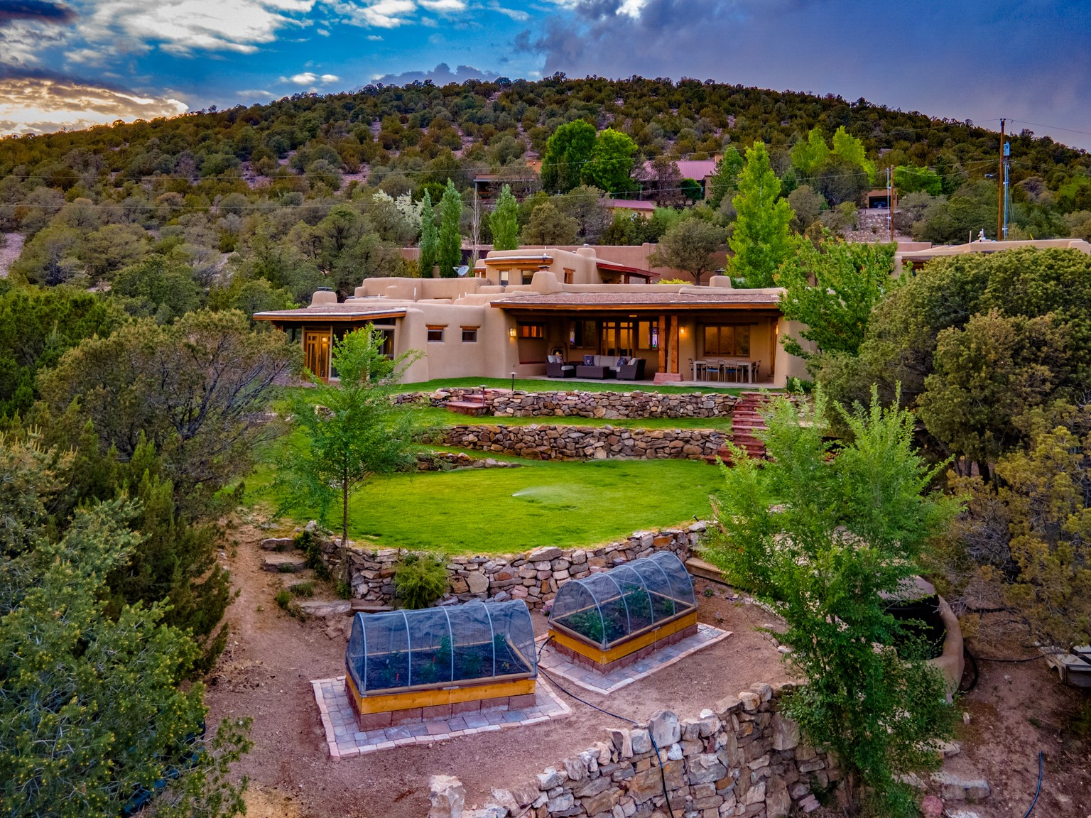 1564 Cerro Gordo Road Santa Fe, NM 87501 - Photo 21 of 53