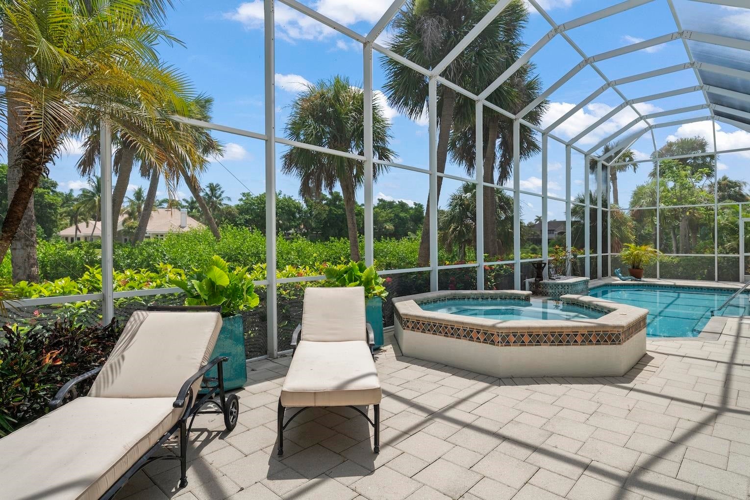 2302 Wulfert Road Sanibel, FL 33957 - Photo 37 of 48 Gallery Image 37