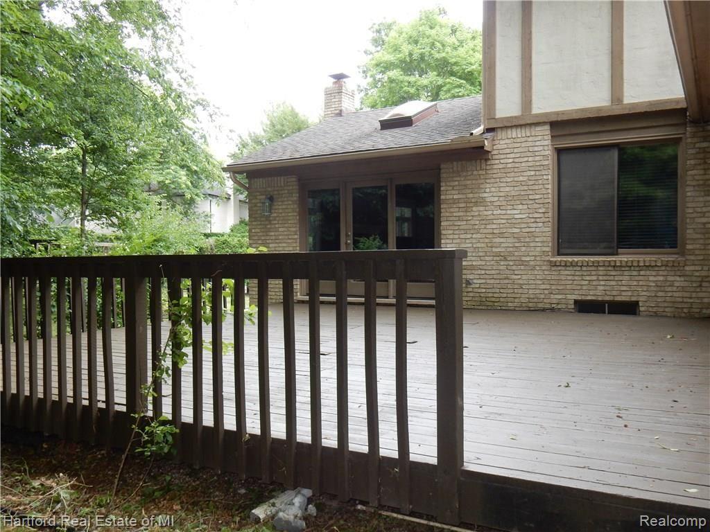 36768 Chesapeake Road Farmington Hills, MI 48335 - Photo 45 of 49