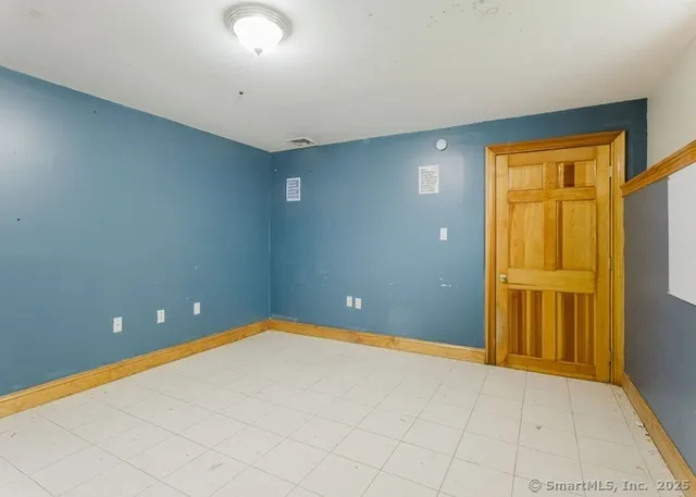 $545,300 | 32 Marshall Avenue, Trumbull, CT 06611