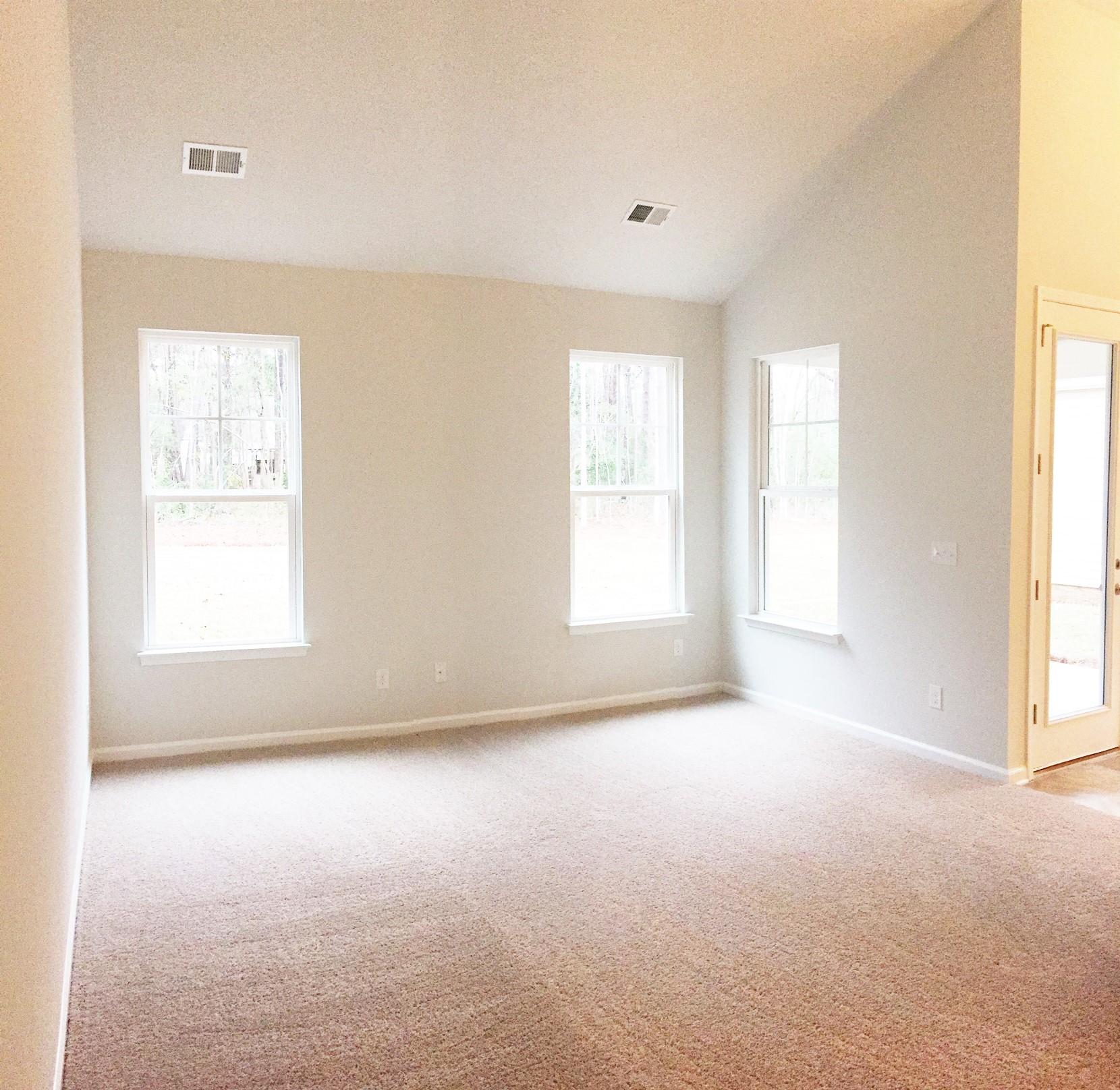 164 Hickory Ridge Way Summerville, SC 29483 - Photo 14 of 75 Living Room