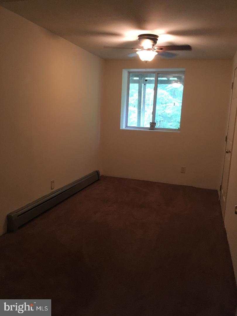 208 Hartford Road Mount Laurel, NJ 08054 - Photo 13 of 42