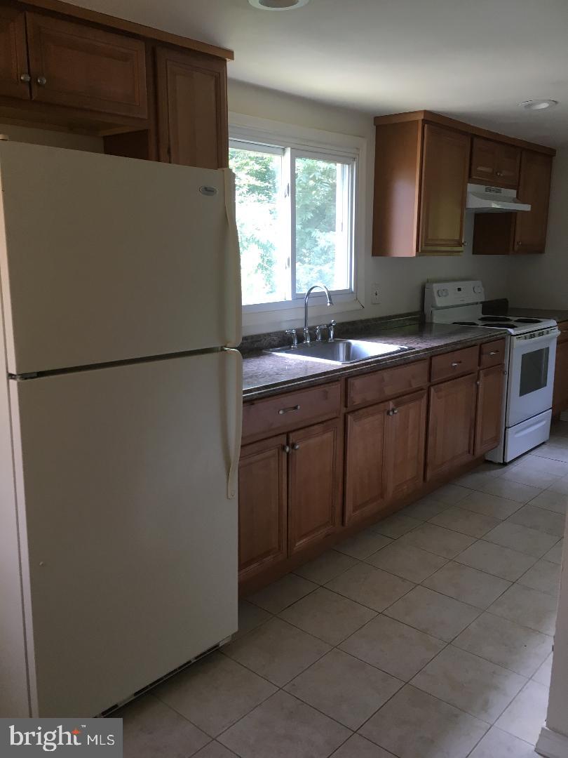 208 Hartford Road Mount Laurel, NJ 08054 - Photo 33 of 42