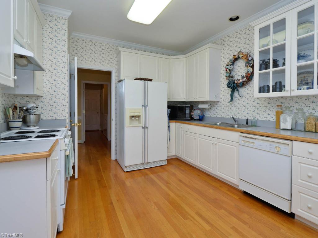 1505 North Grove Court Oak Ridge, NC 27310 - Photo 11 of 25