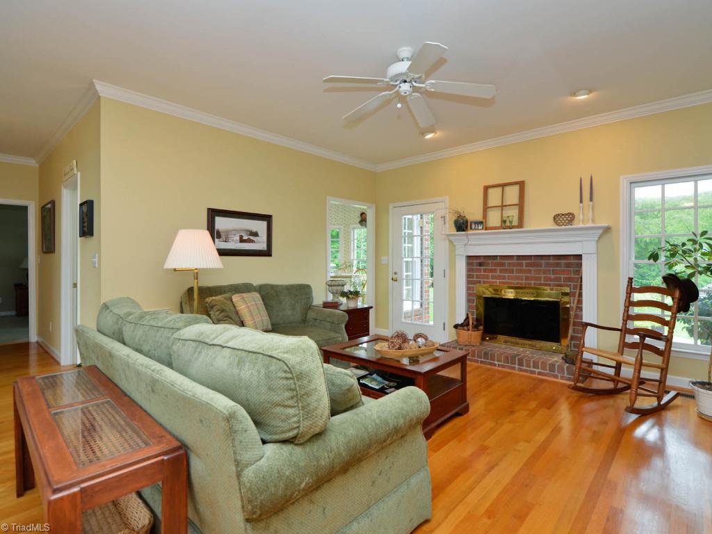 1505 North Grove Court Oak Ridge, NC 27310 - Photo 6 of 25