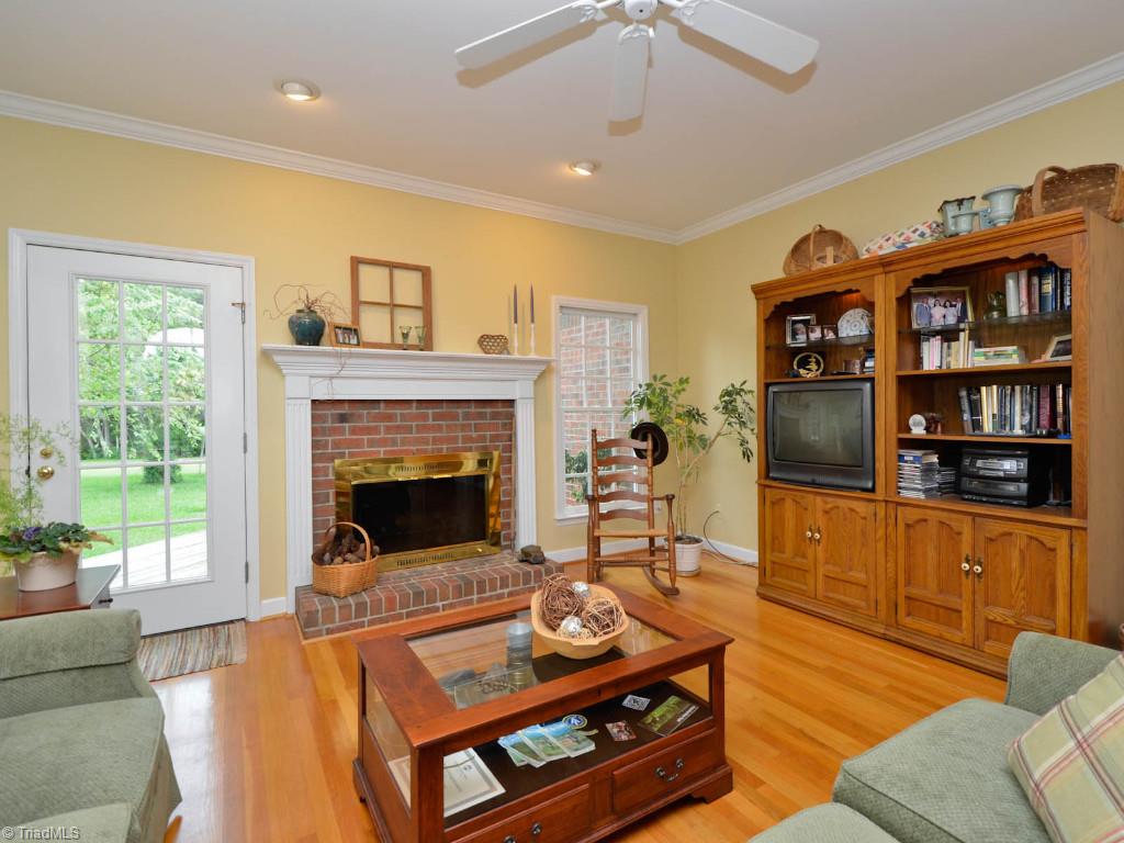 1505 North Grove Court Oak Ridge, NC 27310 - Photo 7 of 25