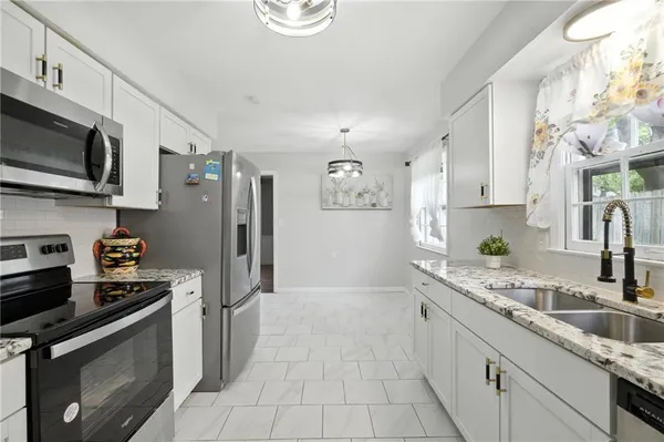 $269,000 | 10538 Cleveland Avenue, Kansas City, MO 64137