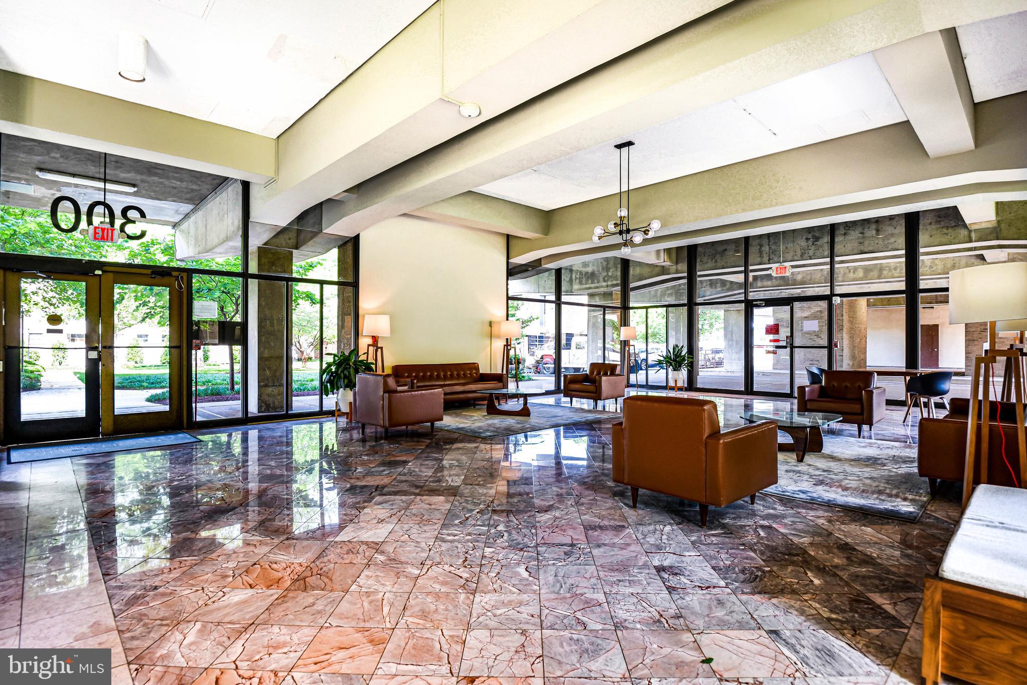 300 M Street Southwest, Unit N508 Washington, DC 20024 - Photo 22 of 32 a living room filled with furniture