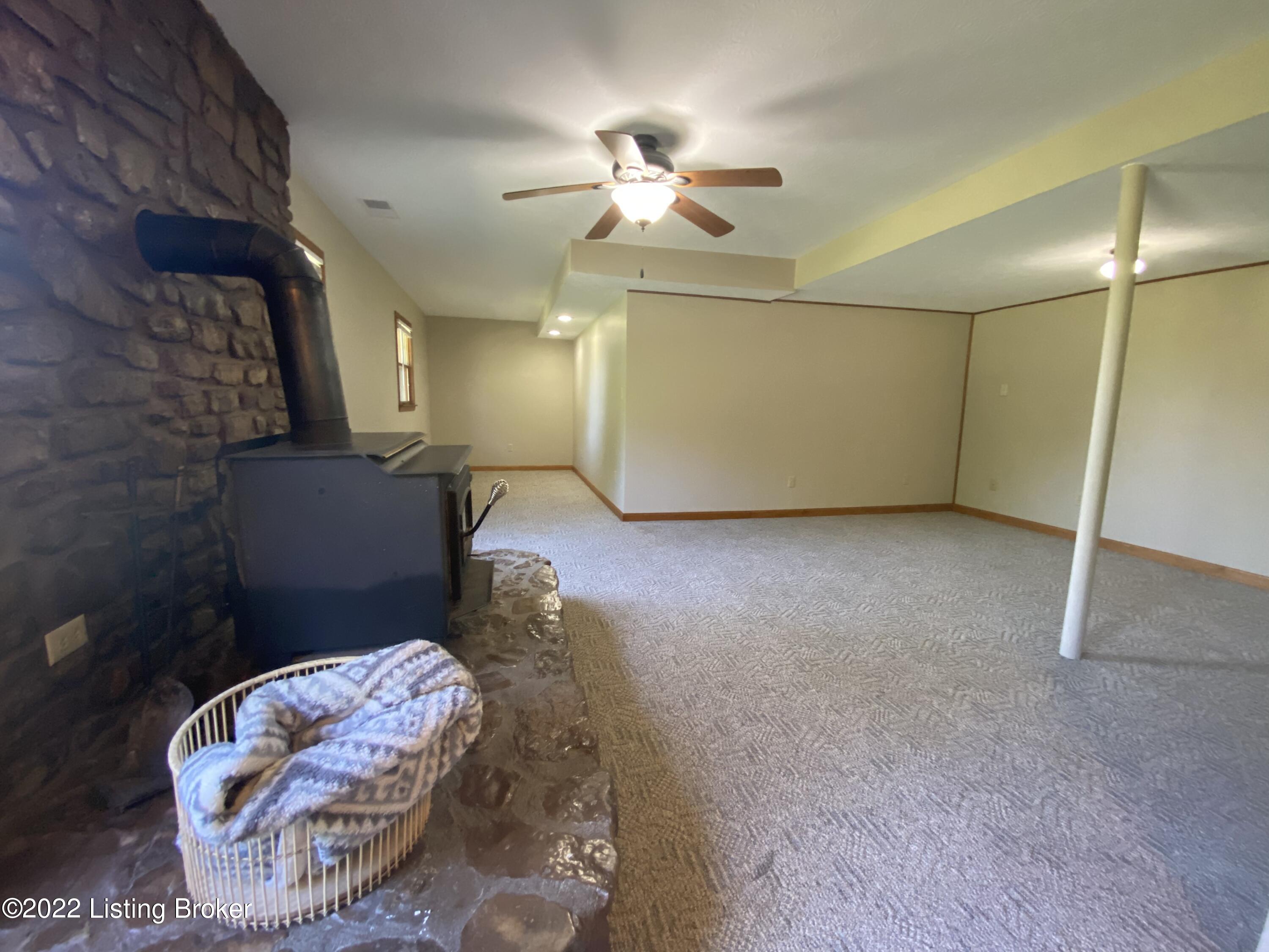 300 Rock Ridge Road Brandenburg, KY 40108 - Photo 35 of 44 B46E276C-4CC2-4397-940D-34CAC3B4E95A