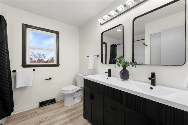 $349,000 | 12417 Newton Court, Grandview, MO 64030