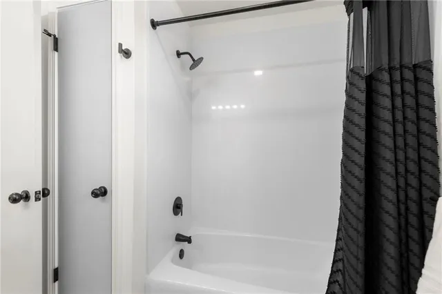 $349,000 | 12417 Newton Court, Grandview, MO 64030