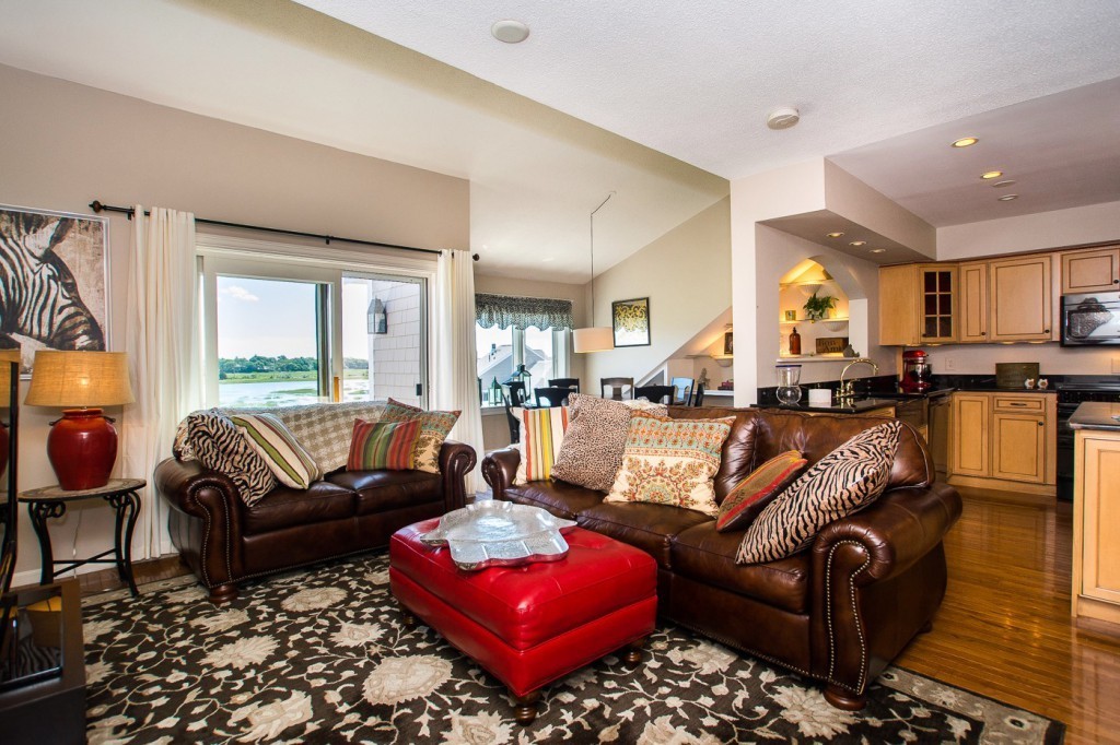 21 Harbourside Road, Unit 21 Quincy, MA 02171 - Photo 16 of 22 Gallery Image 16