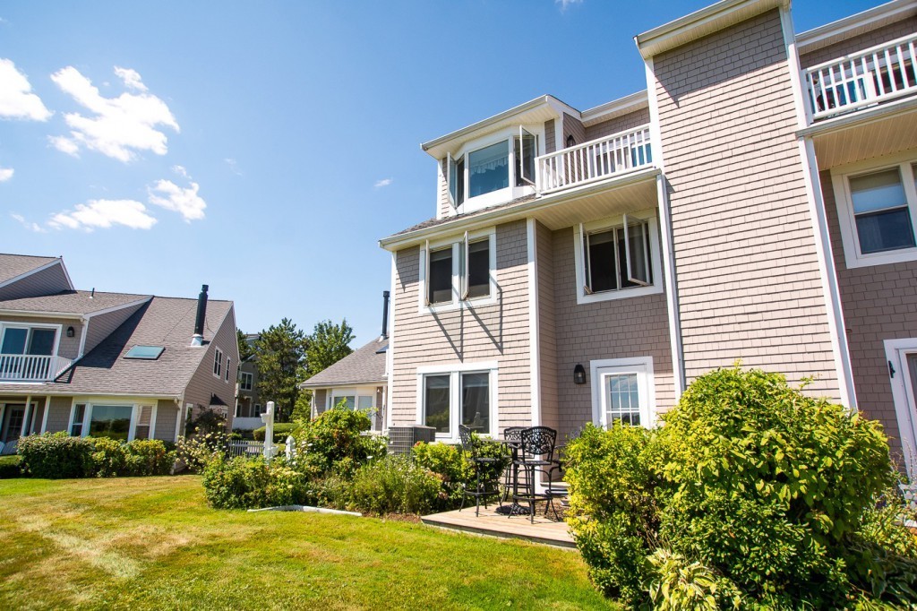 21 Harbourside Road, Unit 21 Quincy, MA 02171 - Photo 21 of 22 Gallery Image 21