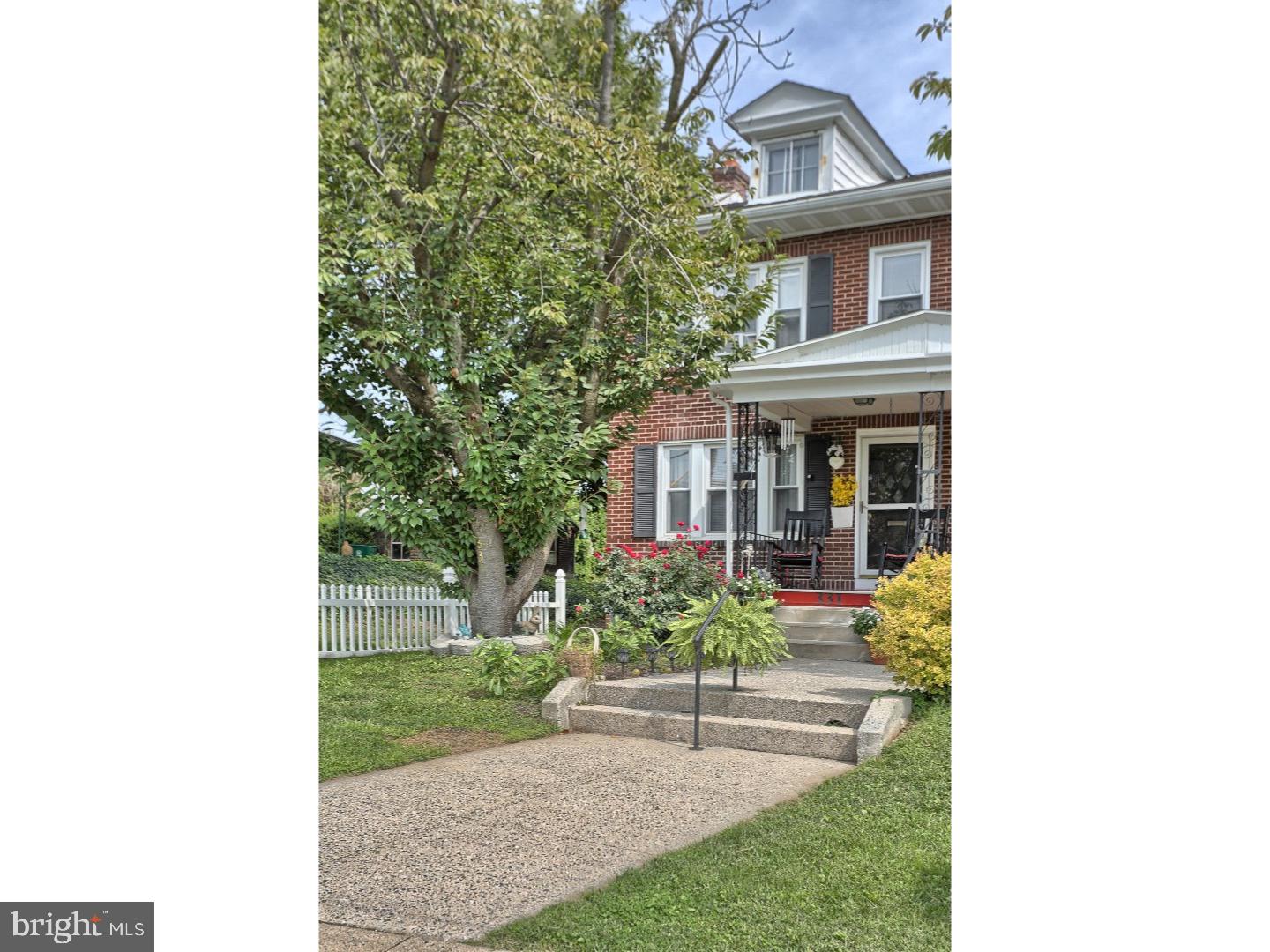 331 Carroll Street Reading, PA 19611 - Photo 4 of 18