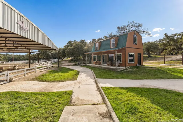 $1,900,000 | 430 Stoney Ridge, Bulverde, TX 78163