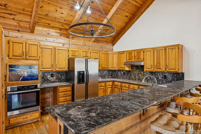 $1,900,000 | 430 Stoney Ridge, Bulverde, TX 78163